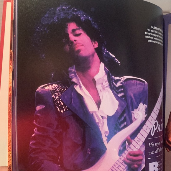 Hardback People Weekly Celebrates The 80’s With 80’s Music CD - Picture 15 of 16